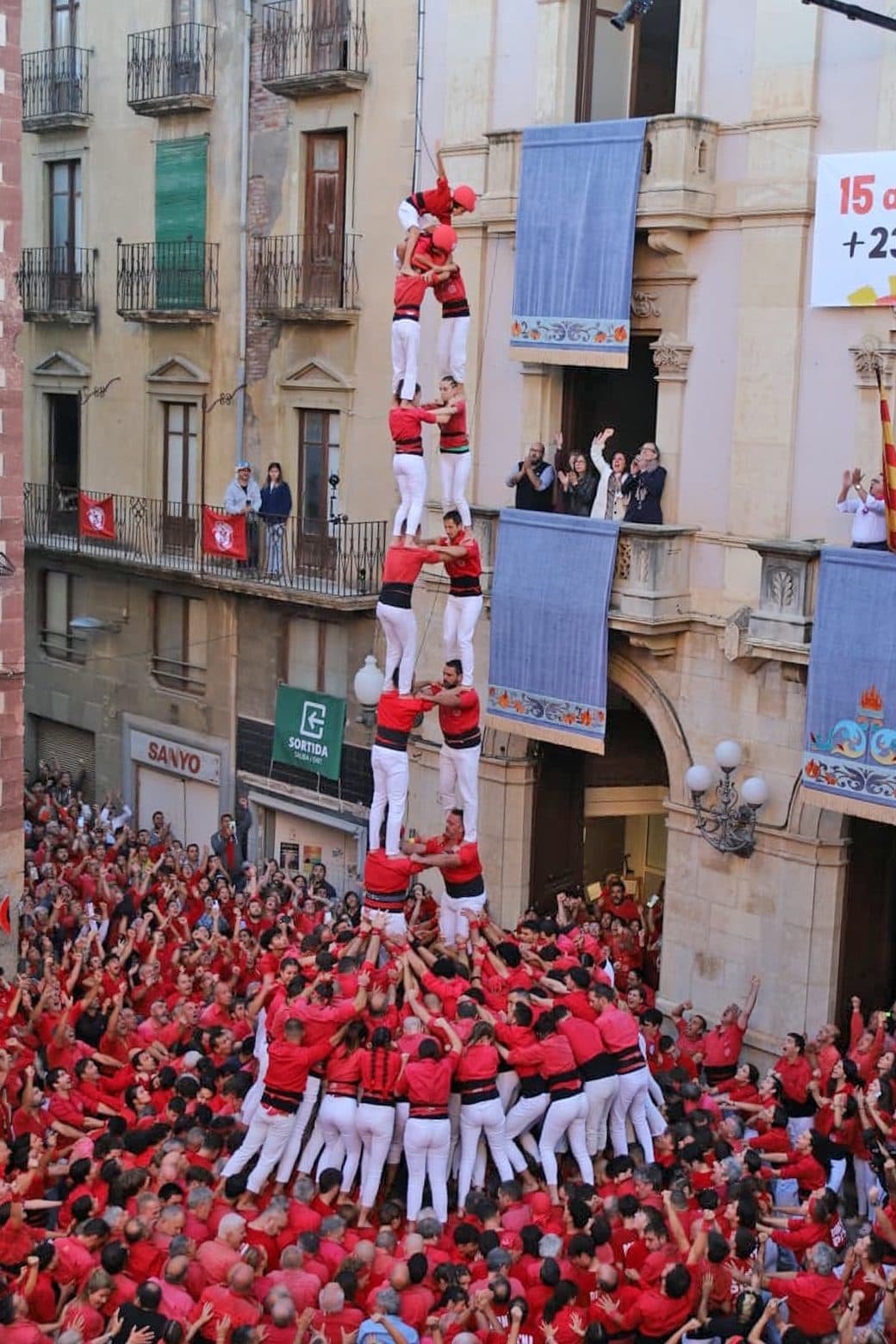 2 de 9 amb folre