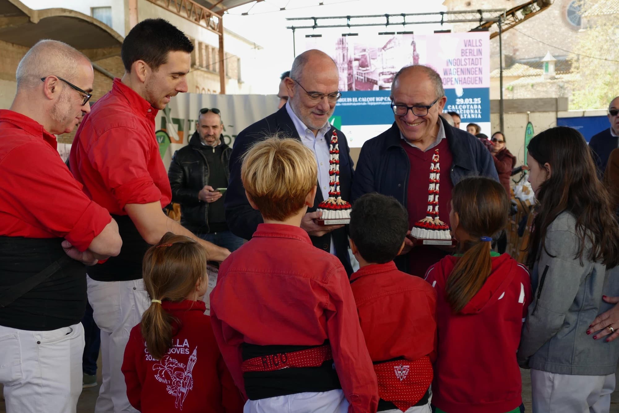 Calçotada Internacional simultània